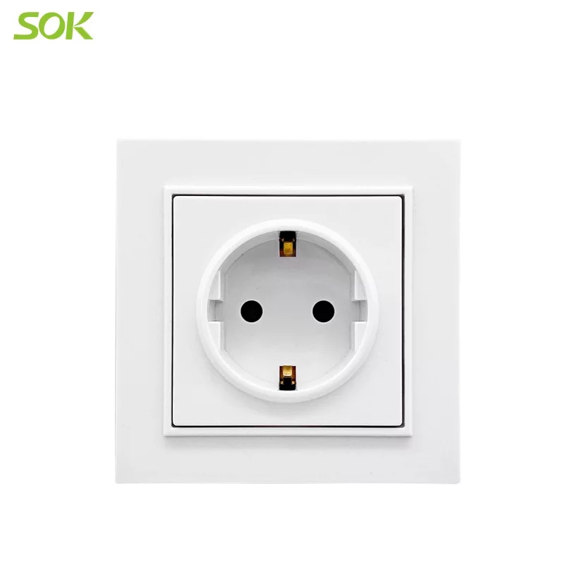 Schuko Wall Socket with Shutter with Hanger