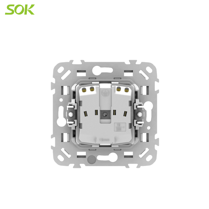 Waterproof_European_style_plug1_(3).png