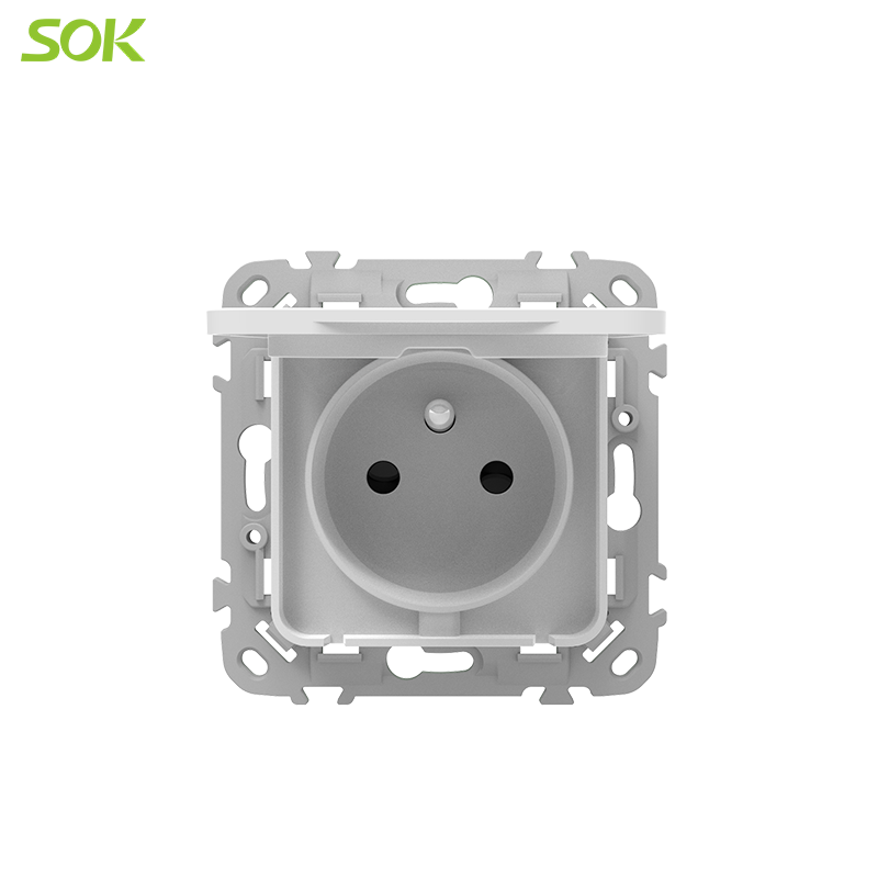 2P+E France Socket with Lid