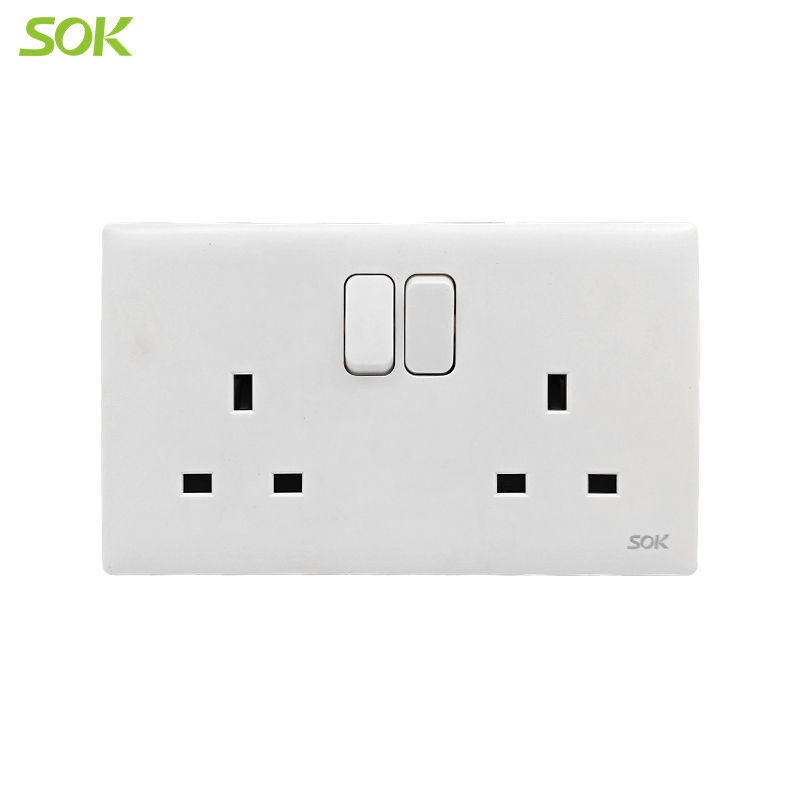 2 Gang Switched 13A B5 Socket